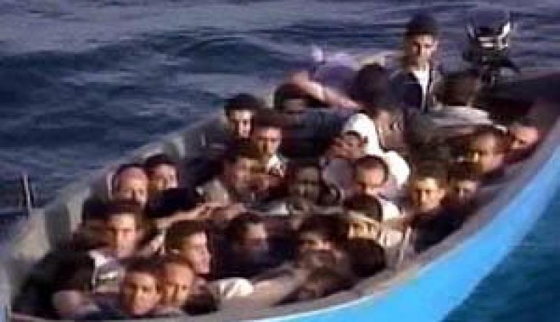 غرق 7 مهاجرين غير شرعيين داخل قارب تونسي قبالة السواحل الإيطالية