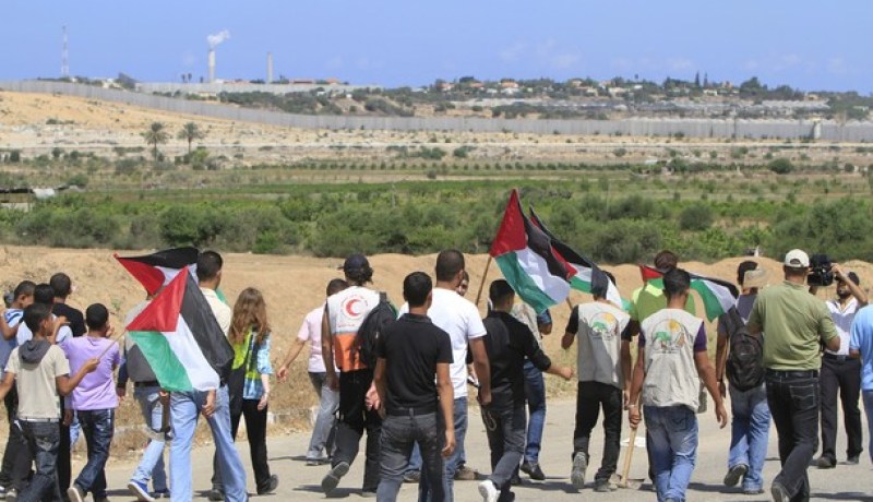 متظاهرون فلسطينيون يفشلون محاولة متشددين يهود إقامة صلوات تلمودية في باحات الأقصى