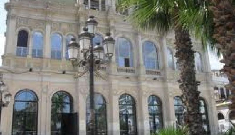 مونولوج بشير والامتحانات السبع يفضح سلوك احتقار الآخرين