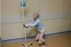 سلال يتفقد مركز مكافحة السرطان بباتنة