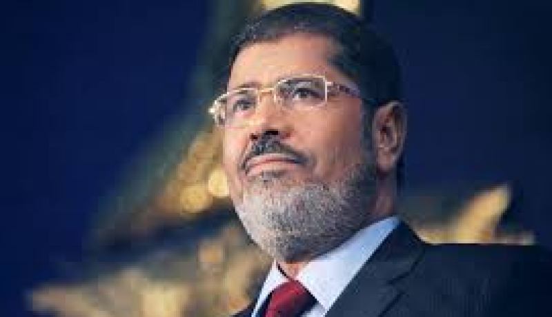 النيابة العامة المصرية تحقق مع مرسي بتهمة التخابر والتحريض على قتل متظاهرين