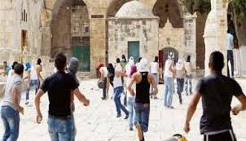 إصابة 30 طالبا في اعتداء قوات جيش الاحتلال الإسرائيلي عليهم بمحيط جامعة القدس