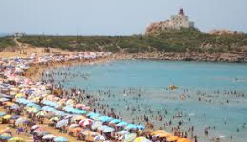 مديرية السياحة تتوقع توافد أكثر من 6 ملايين مصطاف على الشواطئ الجزائرية خلال موسم  2013