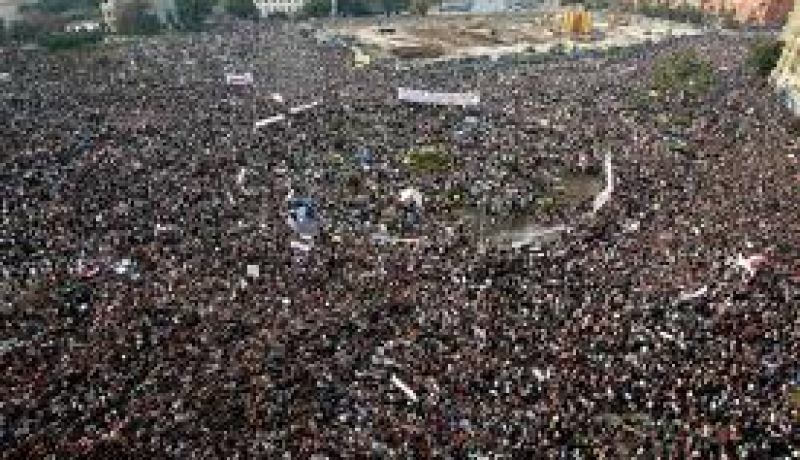 جبهة الانقاذ المعارضة تدعو الى التظاهر للدفاع عن الثورة