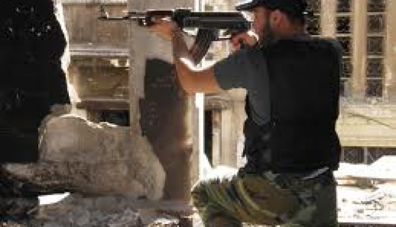 الجيش الحر يسيطر على حى الراشدين ويحاصر الأكاديمية العسكرية بحلب