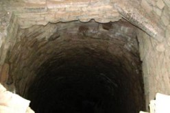 العثور على جثة رجل داخل بئر في معسكر