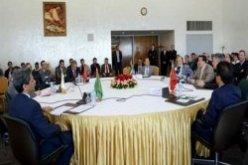 ندوة الجزائر تدعو إلى إنشاء لجنة إستشارية ومرصد خاصين بالجاليات المغاربية بالخارج