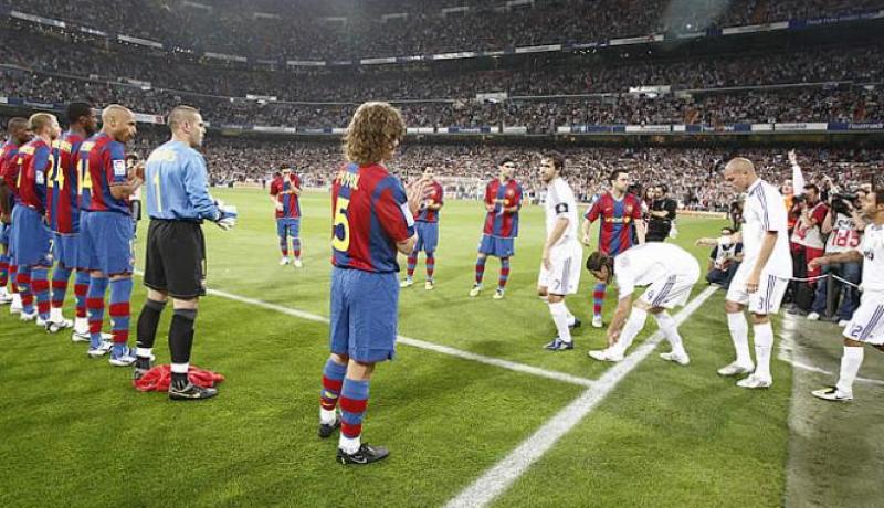 كلاسيكو تقليدي يعد بالإثارة بين الغريمين التاريخيين نادي برشلونة وريال مدريد