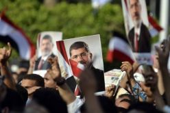 مؤيدو مرسي يطالبون الحكومة البريطانية بعدم الاعتراف بالنظام الجديد في مصر