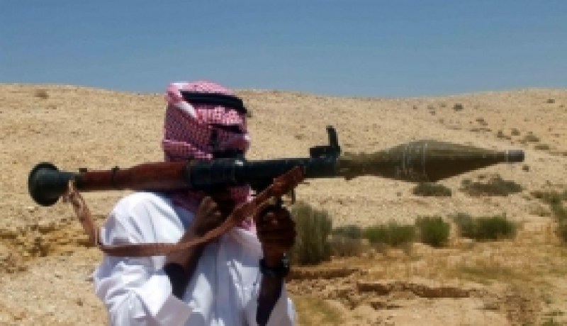 الجيش المصري يبدأ عملية عسكرية ضخمة ضد الجماعات المسلحة شمال سيناء