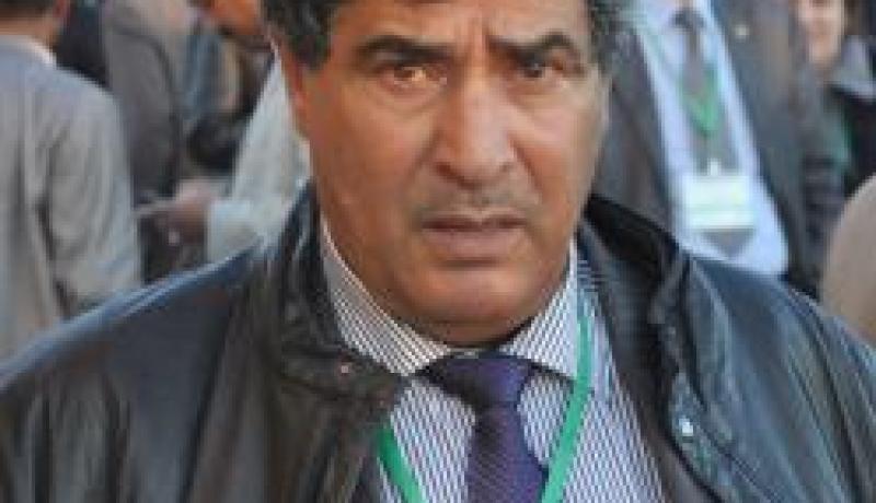 القيادي في الآفلان مصطفى معزوزي يعلن ترشحه لمنصب الأمين العام و جناح سي عفيف يعلن مساندته لسعيداني