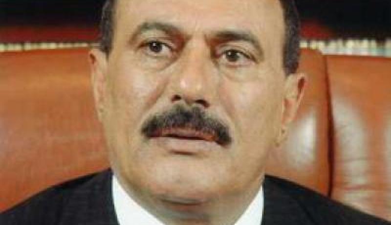 مصدر أمنى: قاعدة اليمن تخطط لاقتحام منزل صالح وقطع رأسه والهروب به