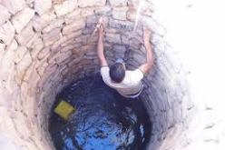 وفاة شخصان من عائلة واحد و اصابة اخر اثر وقوعهم داخل بئر علوه 30 متر في تمنراست