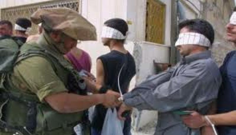 قوات الاحتلال الاسرائيلي تأسر 10 فلسطينيين في الضفة الغربية