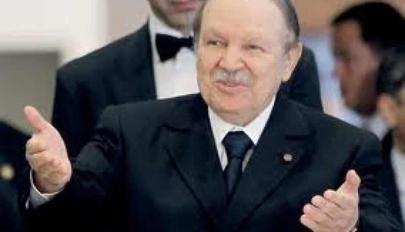 الرئيس عبد العزيز بوتفليقة يستقبل المبعوث الشخصي لسمو الامير مشعل عبد العزيز آل سعود