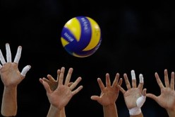 انهزام المنتخب الجزائري امام ايطاليا 0-3 لحساب الجولة السابعة في المرحلة الثالثة للجائزة الكبرى للرابطة العالمية للكرة الطائرة