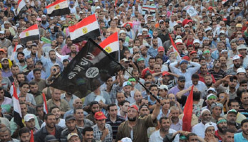 معتصمو رابعة العدوية يعتذرون لاهالي المنطقة بعد انذار وجهوه اليهم