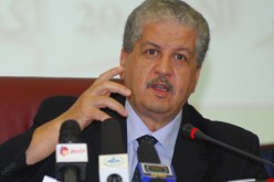 سلال يتفقد ورشة مركب جهوي للحوم الحمراء و وحدة لإنتاج المصافي بعين مليلة