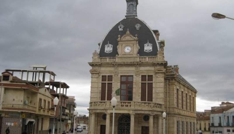 وقفة تضامنية مع سكان مشاتي نائية بولاية سوق أهراس