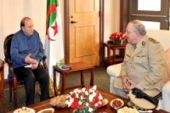 الرئيس عبد العزيز بوتفليقة يستقبل نائب وزير الدفاع قايد صالح