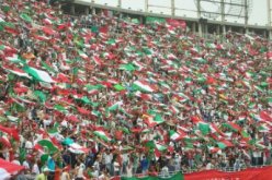 انصار العميد يحاصرون  فندق الشيراتون و الفريق يقاطع اللقاء رسميا