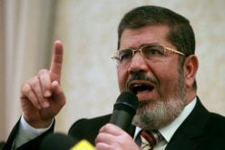 مرسي يقول للشعب المصري  إصبروا فالمجلس العسكري يساومني على مغادرتكم للميادين