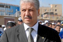 سلال يتفقد ورشة إنجاز قطب التهيئة الحضرية بأدرار الذي انطلقت أشغاله سنة 2011