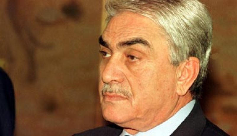 زروال يرفض رسميا مطالب ترشحه لانتخابات 2014