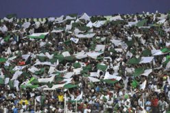 2000 تذكرة لانصار المنتخب الوطني و الفاف تمنحها مجانا