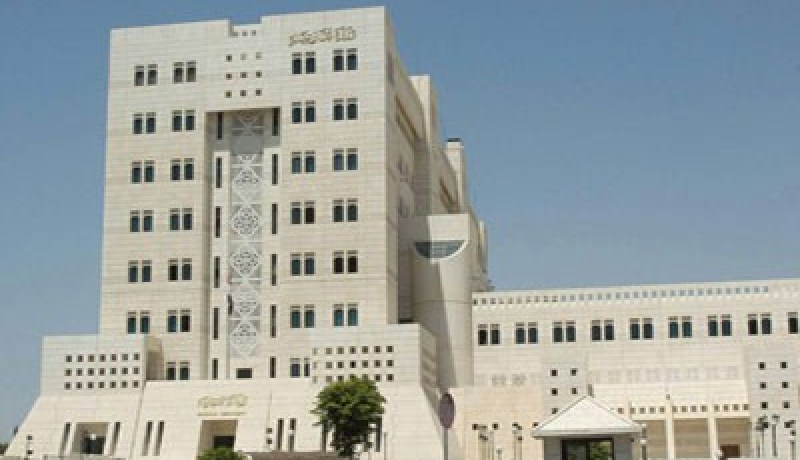 الخارجية السورية عازمة على الاستمرار في مواجهة الإرهاب التكفيري المنظم الذي يستهدف وحدتها الوطنية