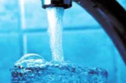 نظام للتحكم عن بعد في شبكة التمويل بالمياه الصالحة للشرب بالبيض