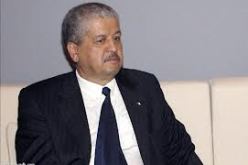 عبد المالك سلال يشرع في زيارة عمل لولاية تندوف