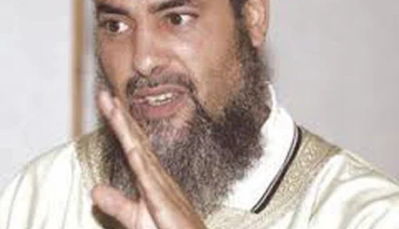 شمس الدين يجيب القرضاوي واصفا اياه بالمجنون