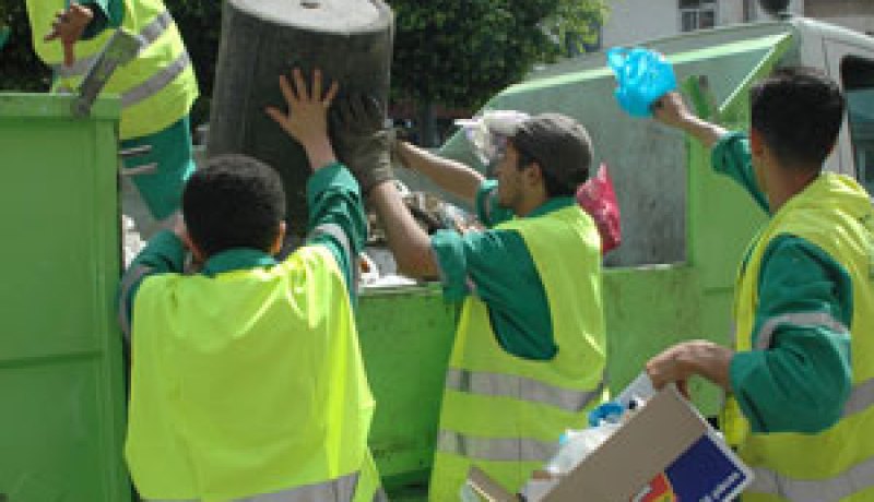 بن عالية يكشف أن عملية القضاء على المفرغات العشوائية بولاية الجزائر ما زلت متواصلة