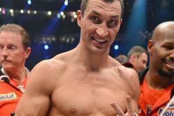 الاوكراني فلاديمير كليتشكو يحافظ على القابه في بطولة العالم للوزن الثقيل