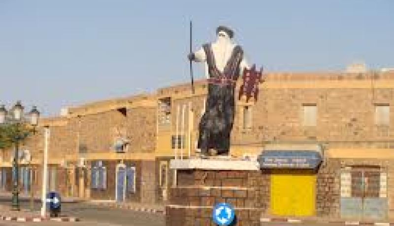 محلات تجارية قيد الإنجاز بولاية إيليزي