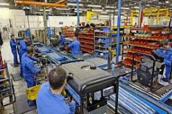 الشراكة بين القطاع الصناعي العمومي و الخاص لإعادة  تشغيل بعض الوحدات المتوقفة عن العمل