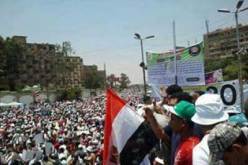 معتصمو رابعة العدوية يحتجزون 4 أمناء داخل خيامهم والشرطة تحررهم