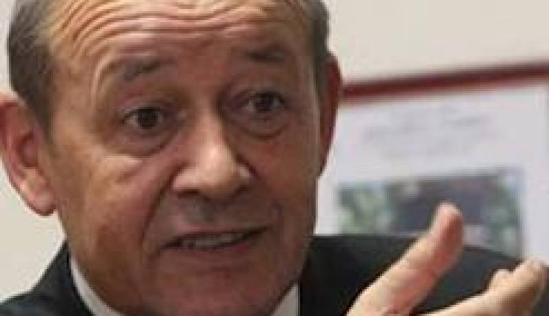 وزير الدفاع  الفرنسى يؤكد ضرورة إجراء الانتخابات بمالى فى جويلية القادم