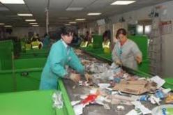 الجزائر تنتج 13 مليون طن من النفايات في العام