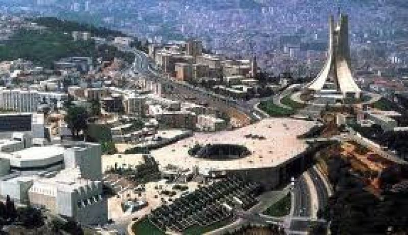 توزيع مناطق التوسع السياحي بالشكل الحالي لا يساعد على جعل الجزائر وجهة سياحية