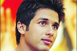 شاهد خان يشتري نادي فولهام الانجليزي