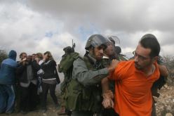 الجيش الإسرائيلي يعتقل 4 فلسطينيين في الضفة الغربية