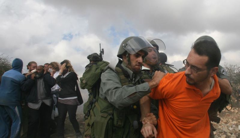 الجيش الإسرائيلي يعتقل 4 فلسطينيين في الضفة الغربية