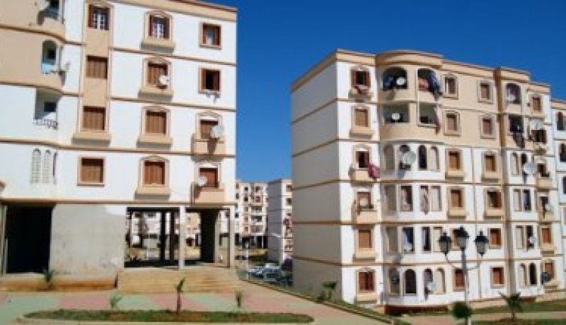 إعادة إسكان أكثر من 200 عائلة بشقق جديدة بتازولت في باتنة
