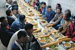 افتتاح أكثر من 700 مطعم إفطار في إطار عملية تضامن رمضان 2013