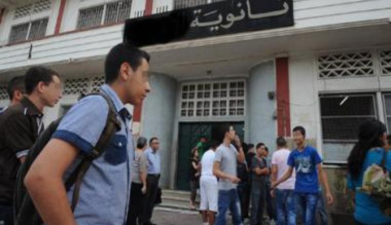 أساتذة التعليم الثانوي يواصلون الإضراب وسط تذمر للتلاميذ