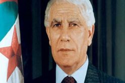 اطلاق اسم الرئيس شاذلي على جامعة في الطارف