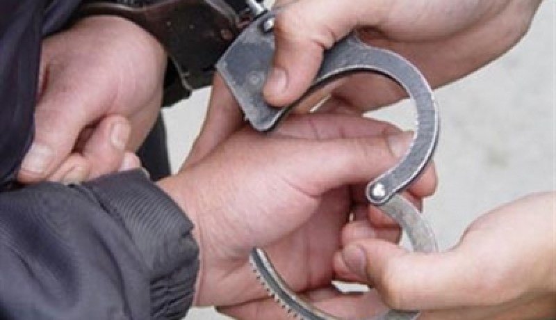 إلقاء القبض على شخص قام بقطع يد شخصين بخميس مليانة في عين الدفلى
