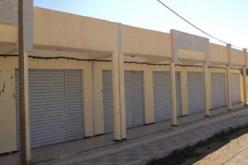 سلال يشرف على عملية تسليم قرارات الاستفادة من محلات تجارية ايجارية بوهران